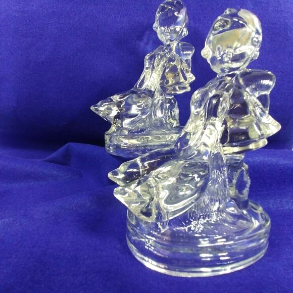 Vintage Pair of Clear Glass Bookends Girl Feeding Geese - Picture 9 of 11